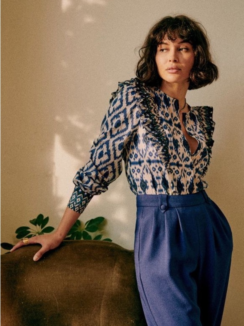 Sezane Boby Blue Ikat Ruffle-Trim Blouse - Women sz 38 VGUC